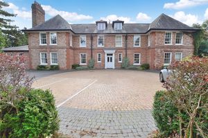 Stafford Vere Court- click for photo gallery
